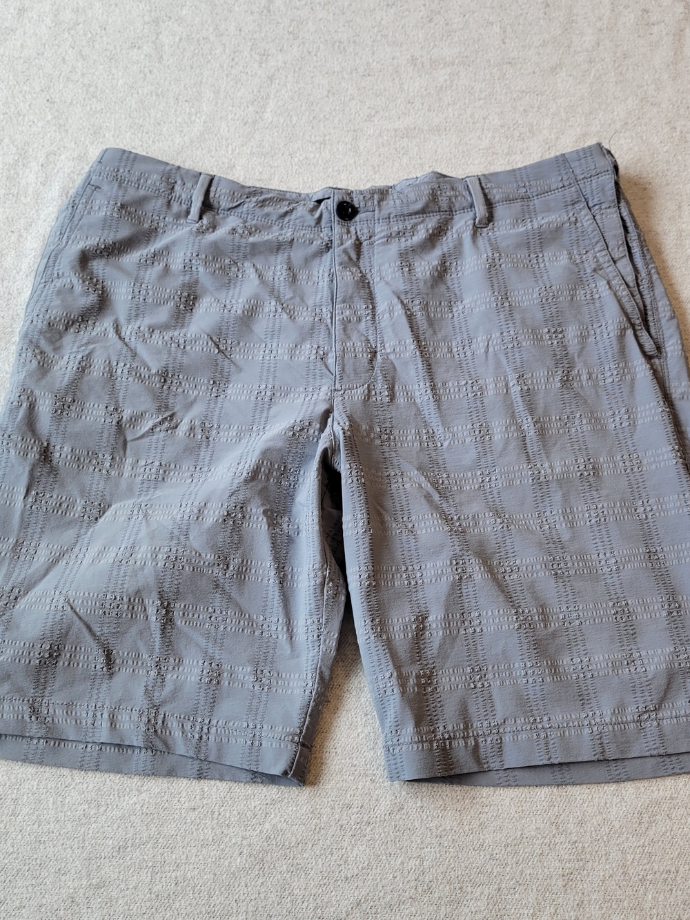 Tommy Bahama Shorts Men's 38 Gray Striped Seersucker Nylon Blend Beach Casual